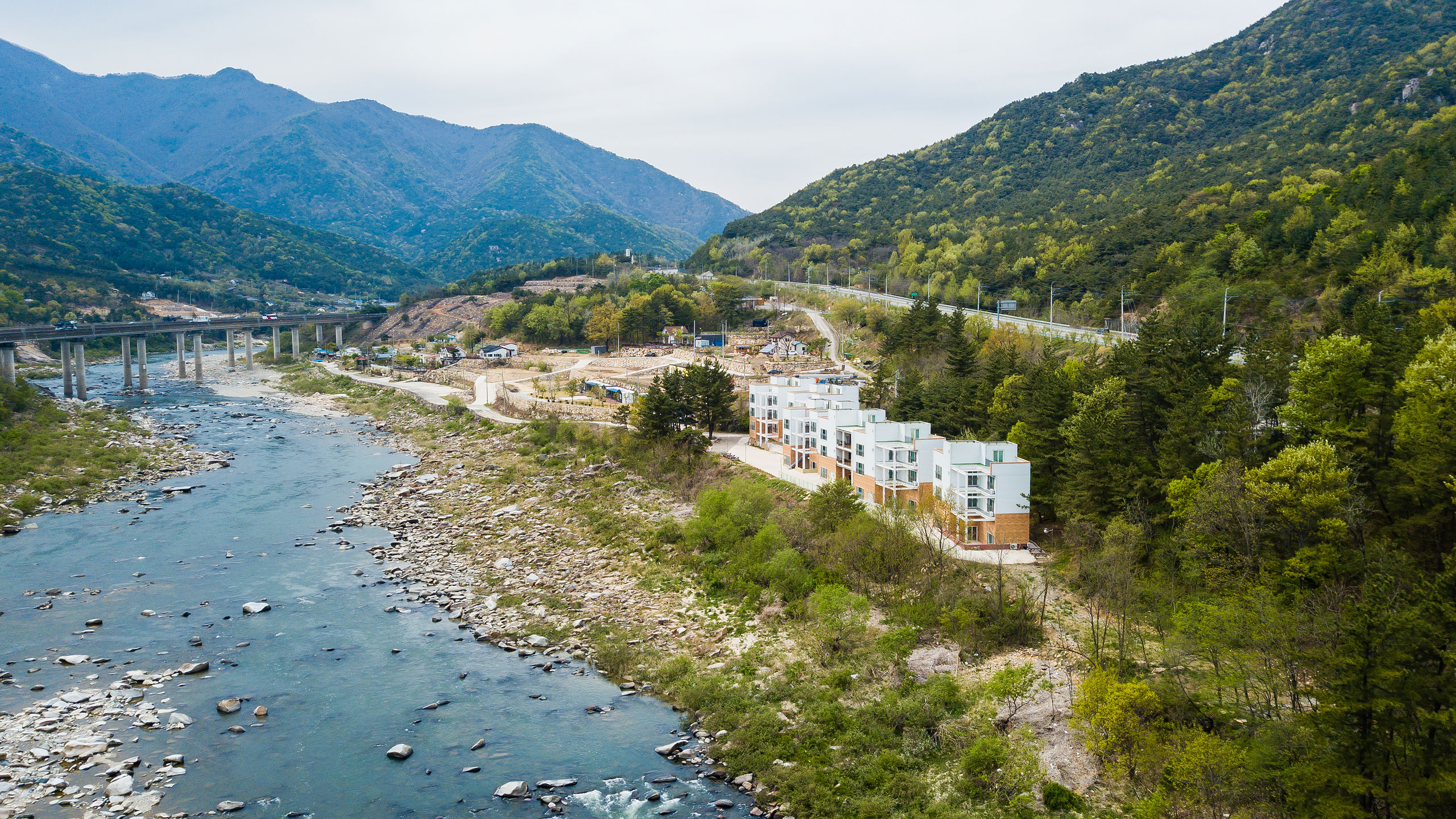 산청 풀잎하우스